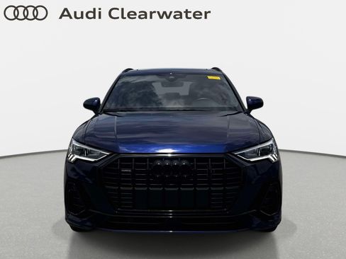 Certified 2025 Audi Q3 2.0T Premium w/ Convenience Package AWD/4WD image 5
