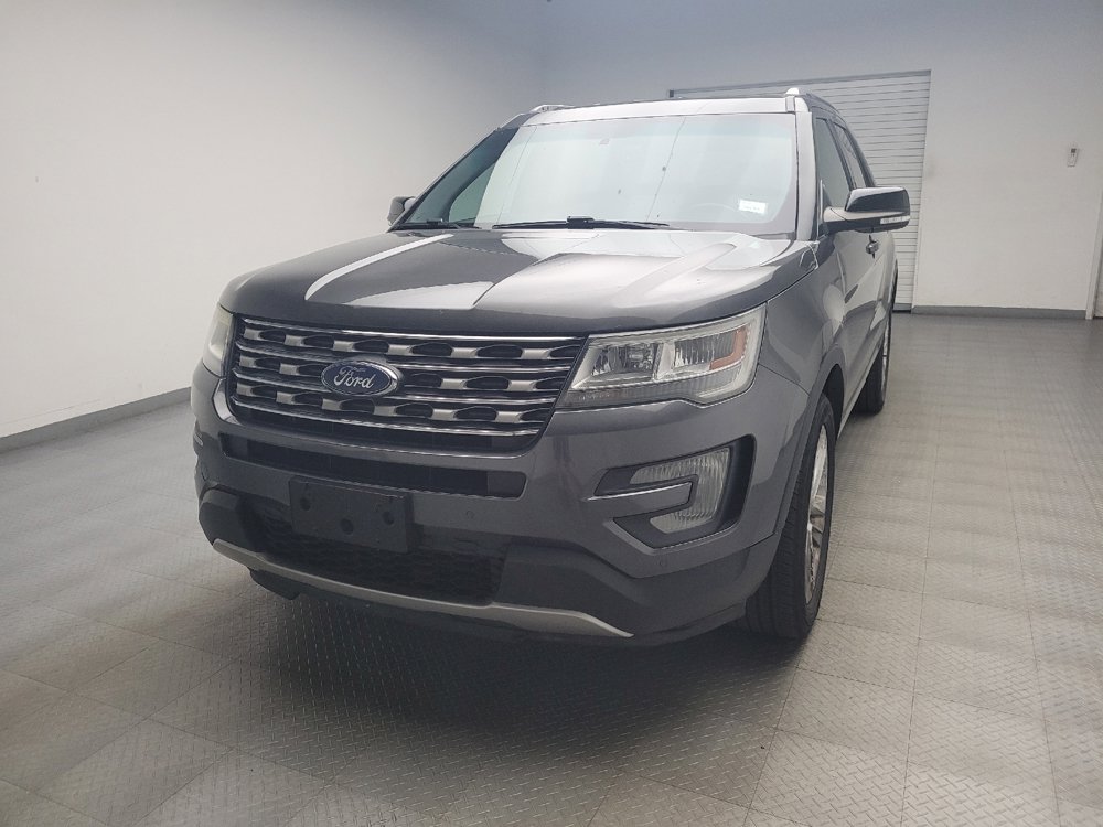 Used 2016 Ford Explorer XLT w/ Equipment Group 202A AWD/4WD image 15