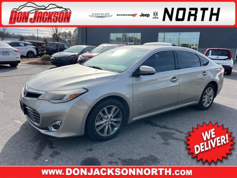 Used 2014 Toyota Avalon XLE image 1