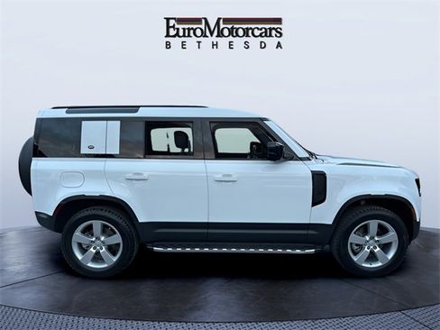 Used 2024 Land Rover Defender 110 S image 6