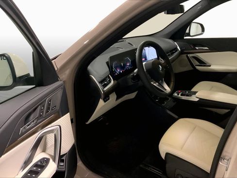 New 2026 BMW X1 xDrive28i w/ Technology Package AWD/4WD image 9