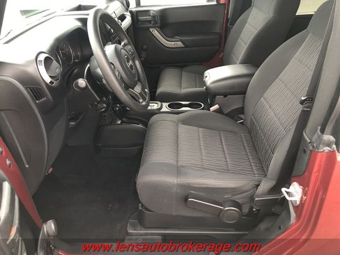 Used 2012 Jeep Wrangler Sport AWD/4WD image 11