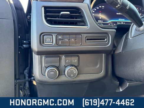 Used 2024 Chevrolet Tahoe LT image 11
