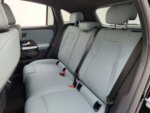 New 2026 Mercedes-Benz GLA 250 image 18