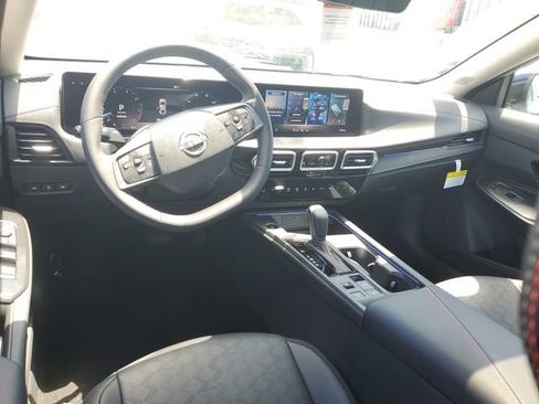 New 2026 Nissan Sentra SR w/ SR Premium Package FWD image 14
