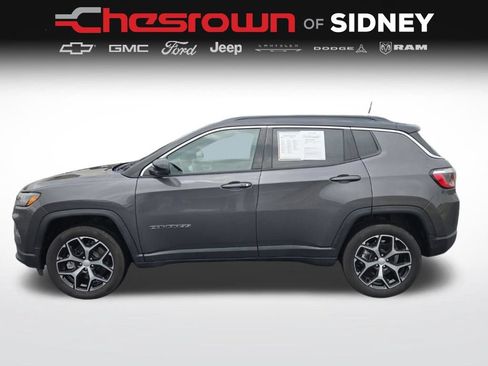Used 2024 Jeep Compass Limited AWD/4WD image 8