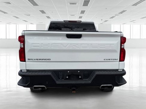 Used 2021 Chevrolet Silverado 1500 Custom Trail Boss image 4