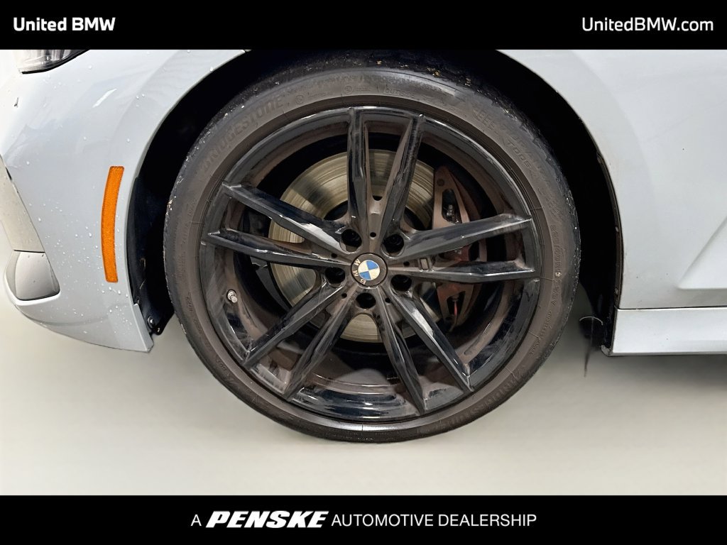 Certified 2023 BMW 330i Sedan w/ M Sport Package RWD image 9