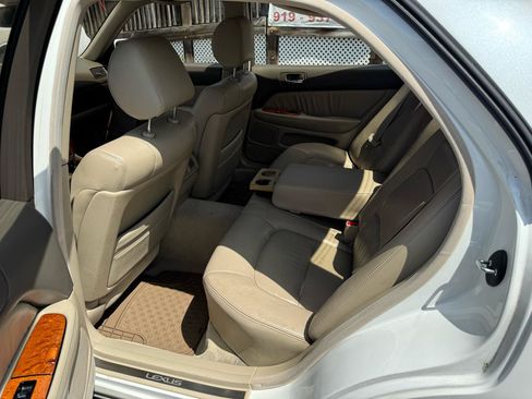 Used 2000 Lexus LS 400 w/ Platinum Series RWD image 22