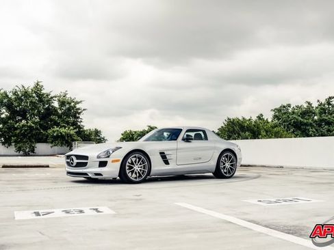 Used 2011 Mercedes-Benz SLS AMG Coupe image 63