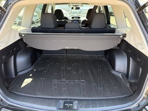 Used 2020 Subaru Forester Premium AWD/4WD image 21
