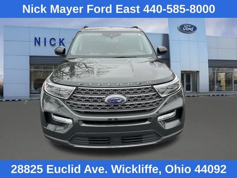 Used 2022 Ford Explorer XLT w/ Equipment Group 202A image 2