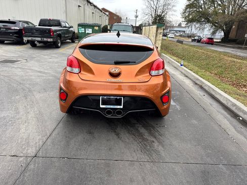 Used 2016 Hyundai Veloster Turbo image 10