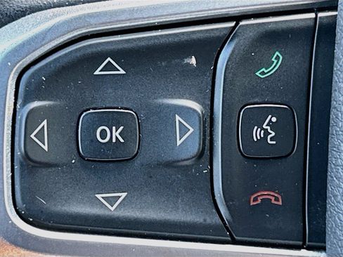 Used 2022 RAM 1500 Big Horn AWD/4WD image 34