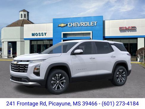 New 2026 Chevrolet Equinox LT image 2