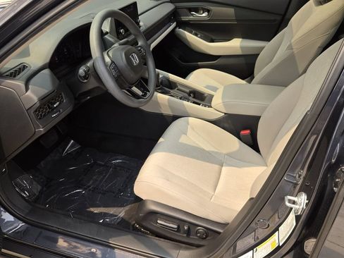 Certified 2024 Honda Accord EX image 10