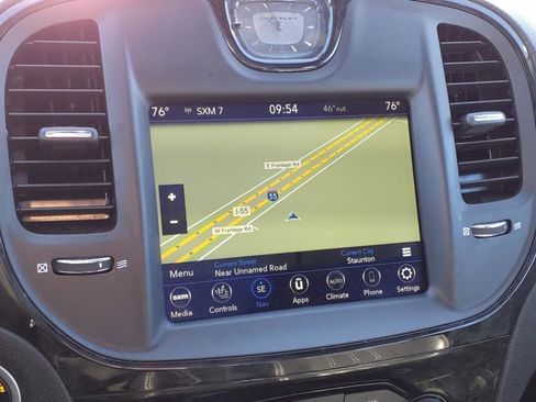 Used 2023 Chrysler 300 S image 7