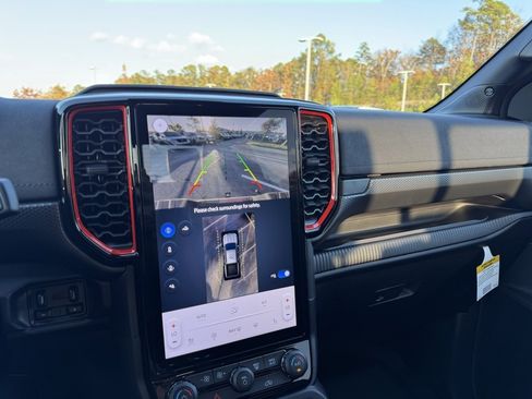 New 2025 Ford Ranger Raptor image 17