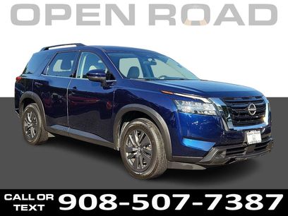 Used 2022 Nissan Pathfinder SV