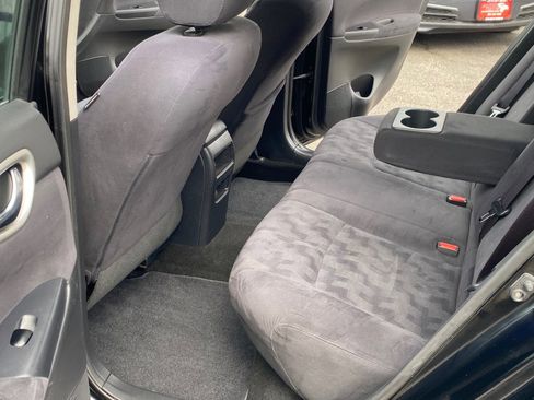 Used 2013 Nissan Sentra SV w/ Premium Pkg FWD image 25