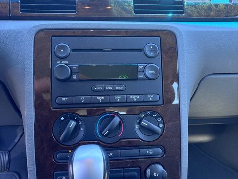 Used 2007 Ford Five Hundred SEL AWD/4WD image 17