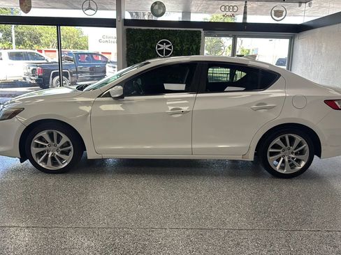 Used 2016 Acura ILX FWD image 4