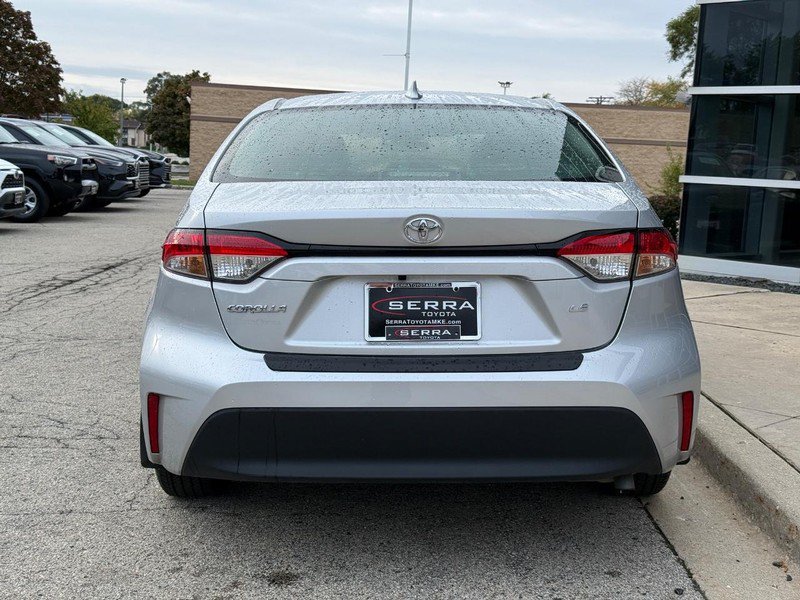 Used 2023 Toyota Corolla LE FWD image 4