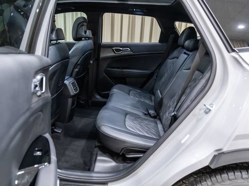 Used 2024 Kia Sportage X-Pro AWD/4WD image 12
