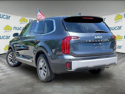 Used 2023 Kia Telluride LX AWD/4WD image 4