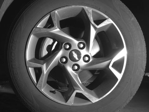 Used 2025 Chevrolet Trax LT FWD image 11