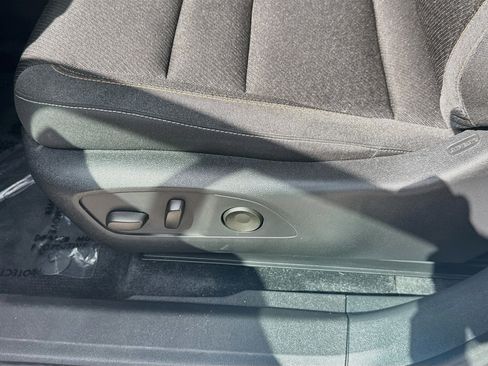 Used 2024 Honda Prologue EX image 15