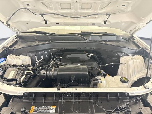 Used 2020 Ford Explorer XLT AWD/4WD image 27