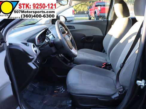 Used 2020 Chevrolet Sonic LT FWD image 13