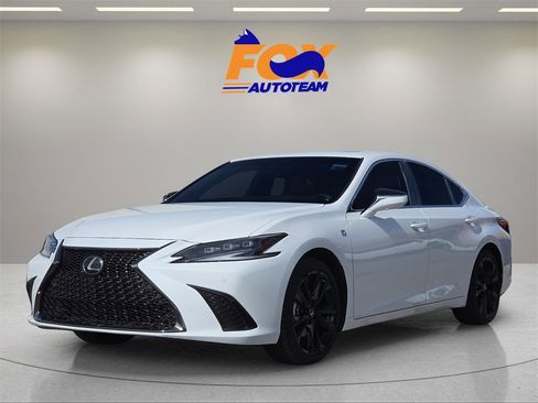 Used 2024 Lexus ES 300h F Sport w/ Accessory Package (Z2) image 1