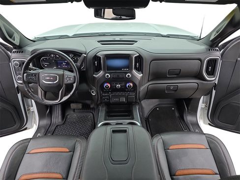 Certified 2022 GMC Sierra 3500 AT4 w/ Gooseneck/5TH Wheel Package image 9