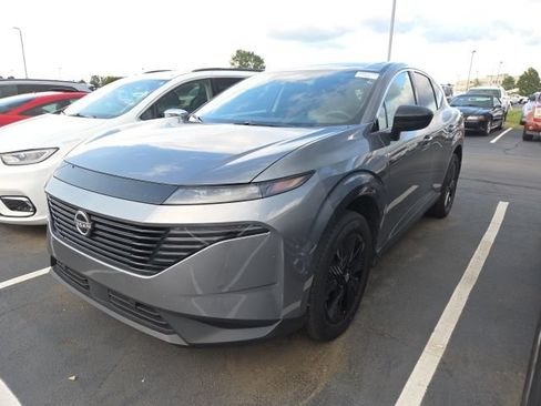 Used 2025 Nissan Murano SV AWD/4WD image 4