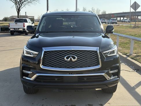 Used 2021 INFINITI QX80 Luxe w/ Cargo Package image 2