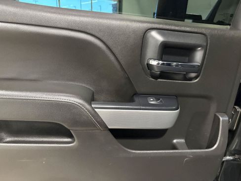 Used 2018 Chevrolet Silverado 1500 LT w/ All Star Edition AWD/4WD image 33