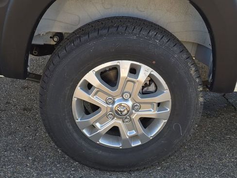 Used 2024 RAM ProMaster 1500 w/ Quick Order Package 22G SLT image 5