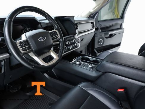 Used 2024 Ford Expedition XLT AWD/4WD image 56