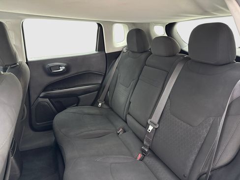 Used 2019 Jeep Compass Sport AWD/4WD image 38