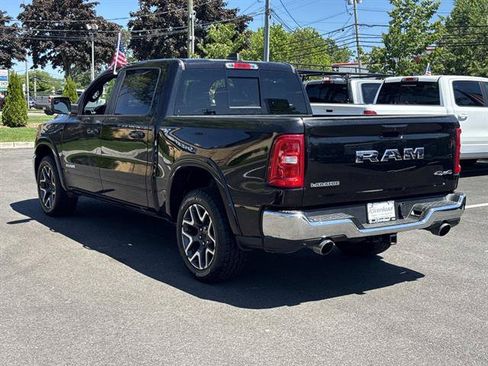 Used 2025 RAM 1500 Laramie AWD/4WD image 6
