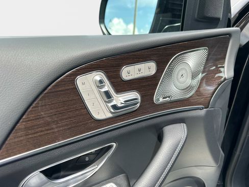 New 2025 Mercedes-Benz GLS 450 450 4MATIC SUV image 19