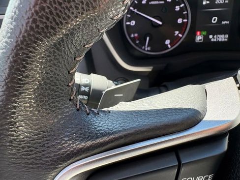 Certified 2023 Subaru Ascent Limited image 37