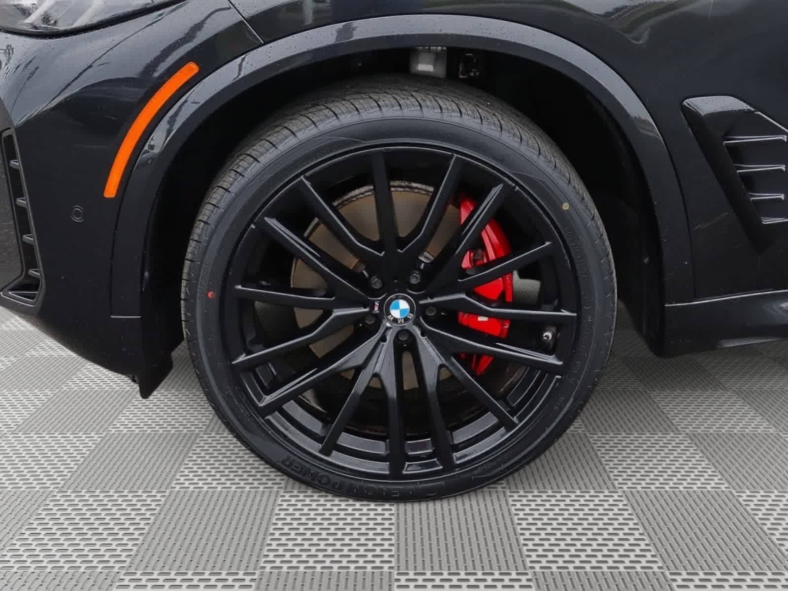 Used 2024 BMW X5 sDrive40i w/ M Sport Package RWD image 14