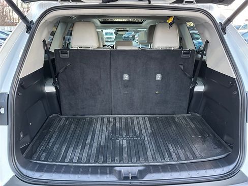 Used 2024 Toyota Grand Highlander Limited image 25