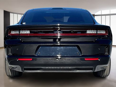 Used 2024 Dodge Charger R/T w/ Plus Group image 5