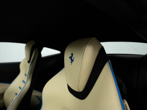 Used 2023 Ferrari Roma RWD image 38