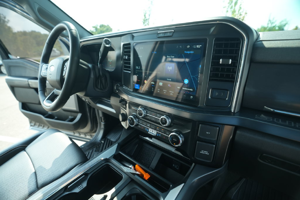 Used 2025 Ford F250 Lariat w/ Black Appearance Package AWD/4WD image 40