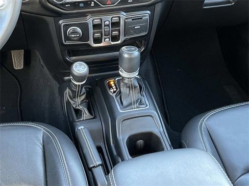 Used 2023 Jeep Wrangler Unlimited Sahara w/ Cold Weather Group image 14